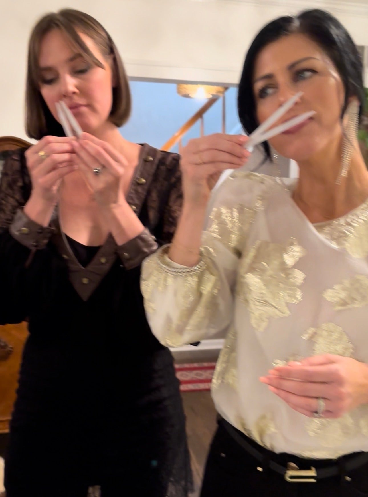 Mobile Perfume Blending Experience-
Guided custom fragrance creation for private groups