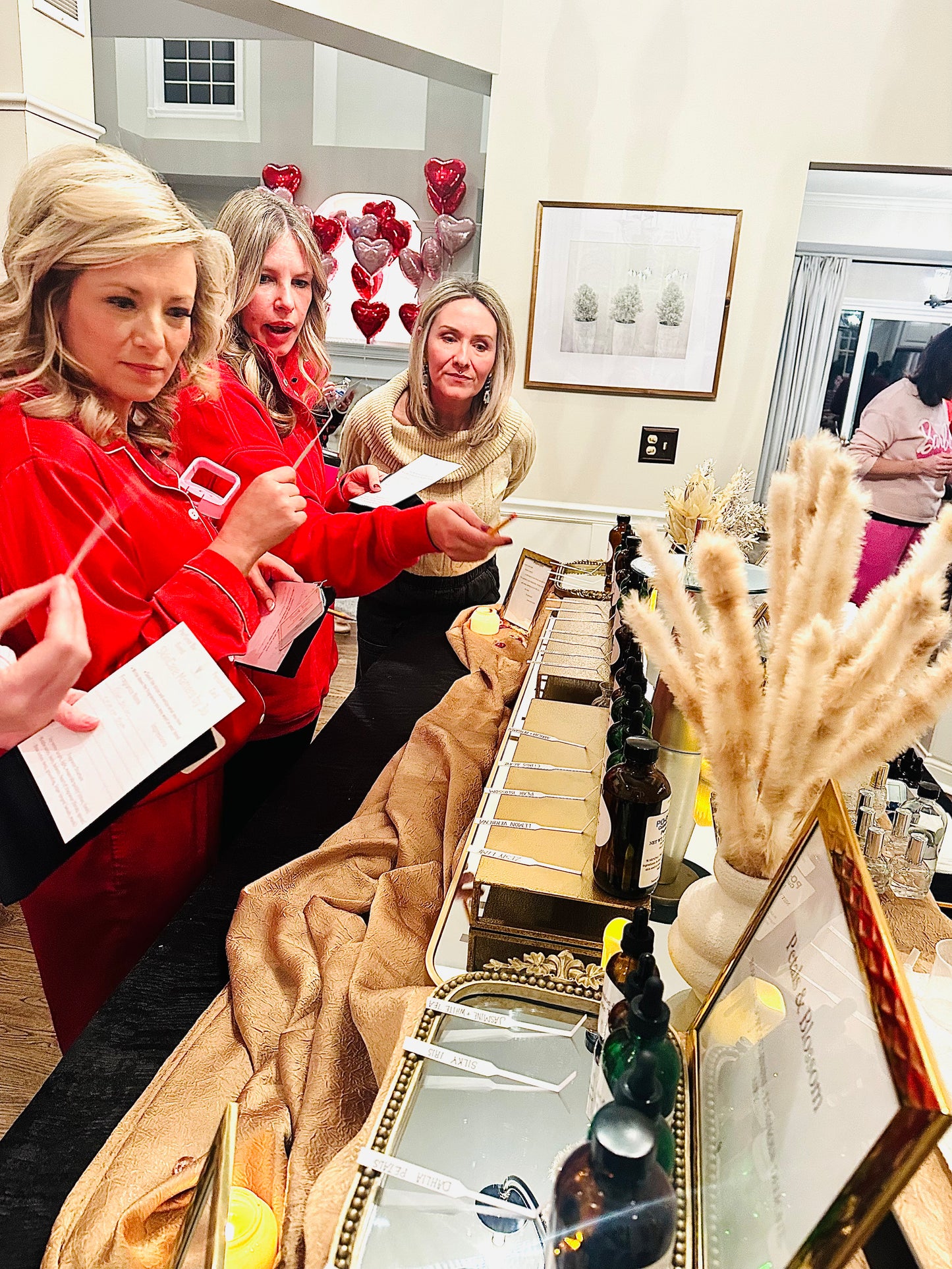 Mobile Perfume Blending Experience-
Guided custom fragrance creation for private groups